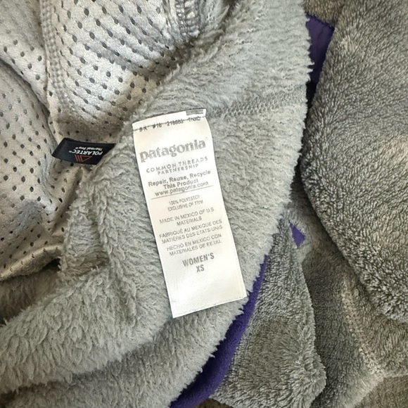 Patagonia - Women's Re-Tool Snap-T® Pullover - Purple/Grey - Size X-Small - Picture 8 of 8